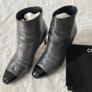 CHANEL BOOTS SIZE 37.5